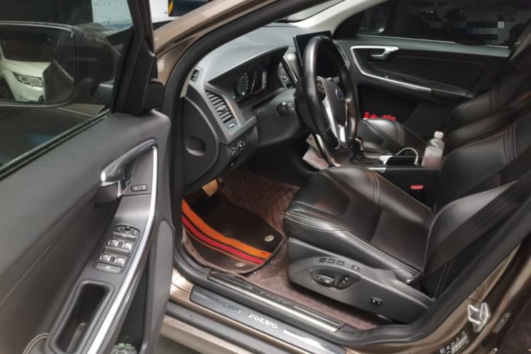 Used Volvo XC60 2016 T5 Smart Version Driver Seat