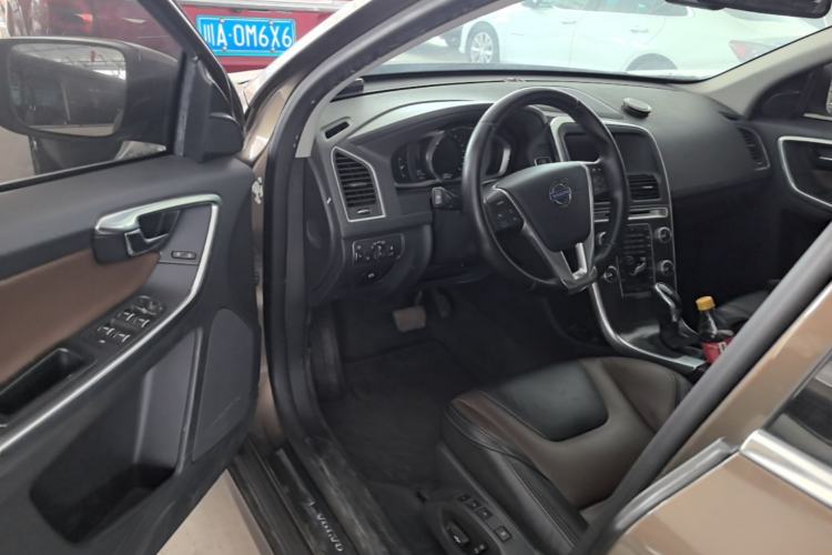 Used Volvo XC60 2016 T5 Smart Version Driver Seat