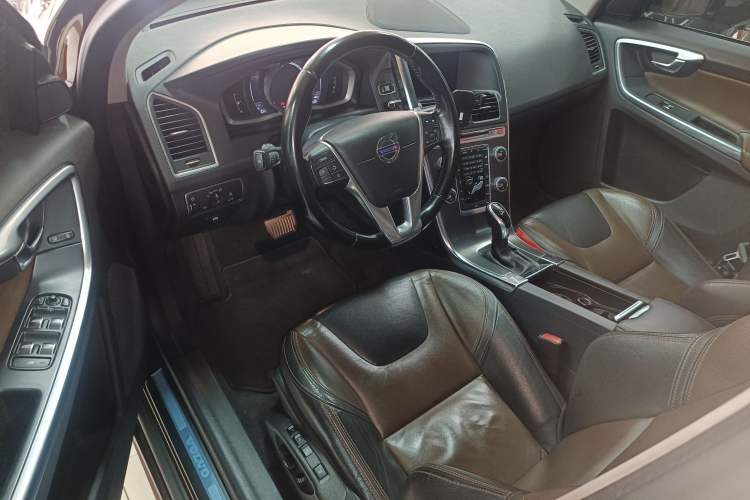 Used Volvo XC60 2016 T5 Smart Version Driver Seat