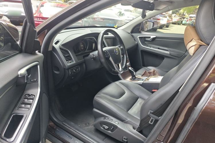 Used Volvo XC60 2016 T5 Smart Version Driver Seat