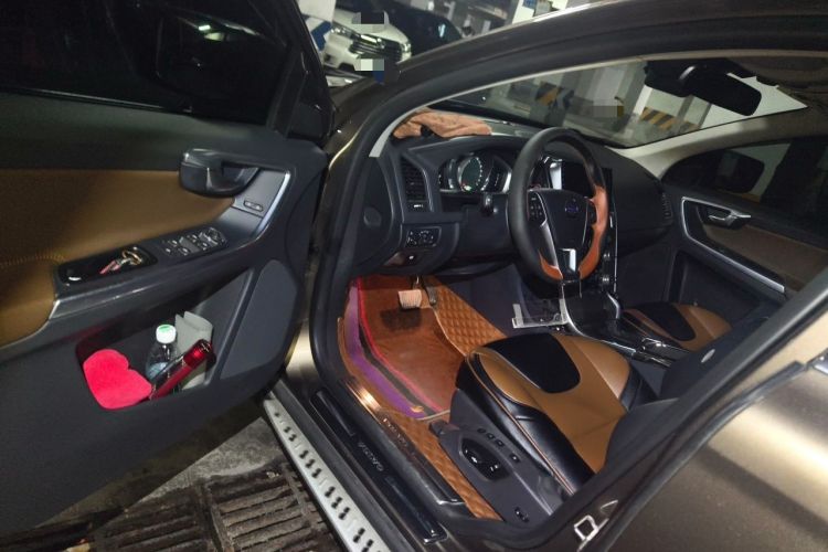 Used Volvo XC60 2016 T5 Smart Version Driver Seat