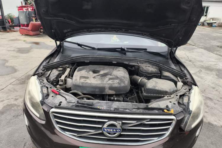 Used Volvo XC60 2016 T5 Smart Drive Edition Engine Bay