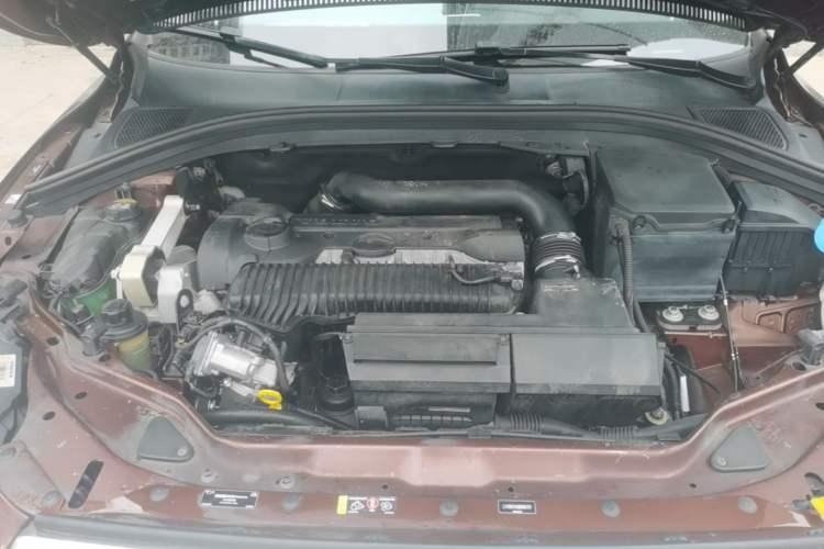 Used Volvo XC60 2016 T6 AWD Zhiyue Edition Engine Bay