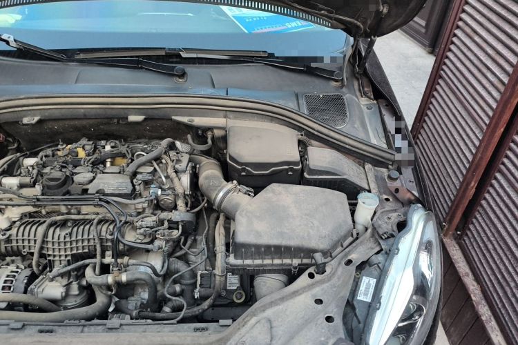 Used Volvo XC60 2016 T5 AWD Zhiyuan Edition Engine Bay Left
