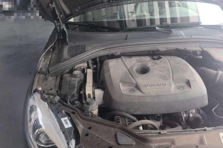 Used Volvo XC60 2016 T5 Smart Version Engine Bay Right
