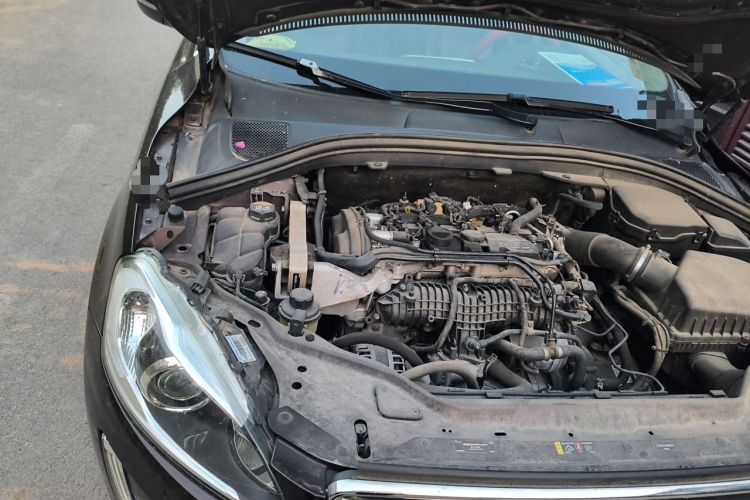 Used Volvo XC60 2016 T5 AWD Zhiyuan Edition Engine Bay Right