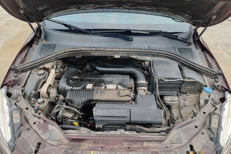 Used Volvo XC60 2016 T5 AWD Smart Drive Edition Engine Bay