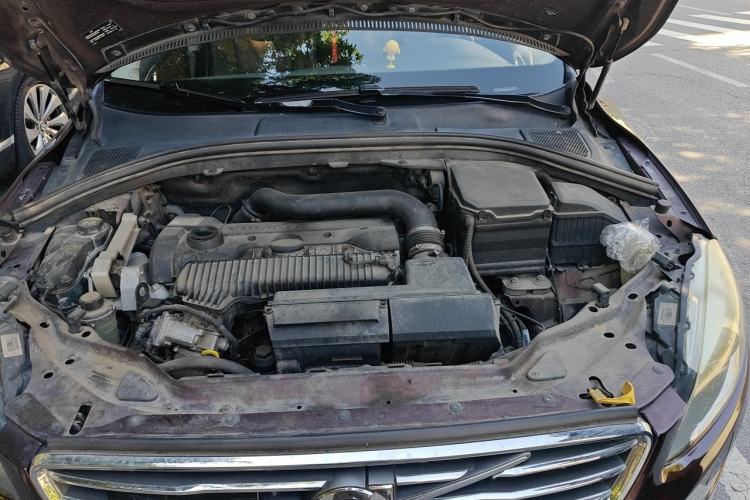 Used Volvo XC60 2016 T5 AWD Smart Drive Edition Engine Bay