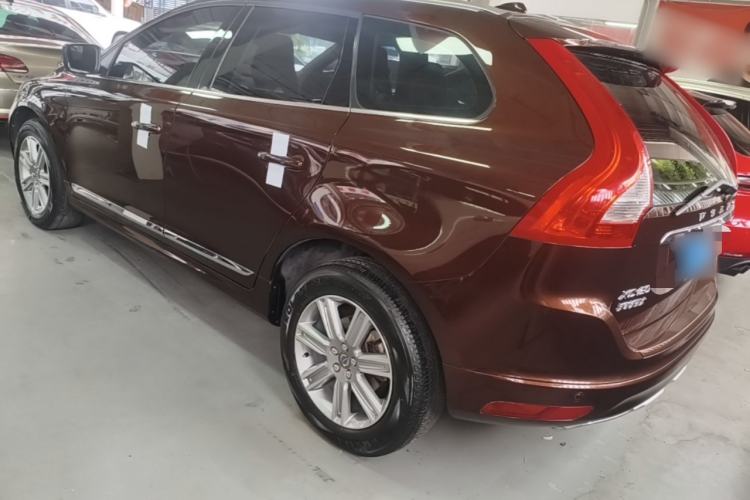 Used Volvo XC60 2016 T5 Smart Version Exterior 2