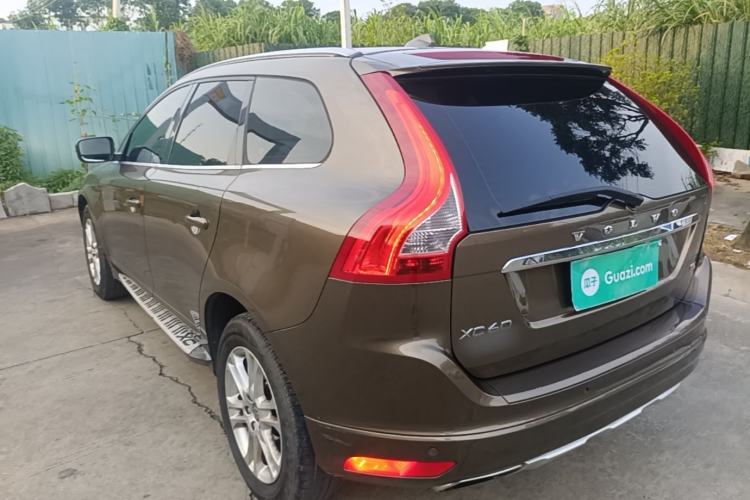 Used Volvo XC60 2016 T5 Smart Upgrade Model Exterior 2