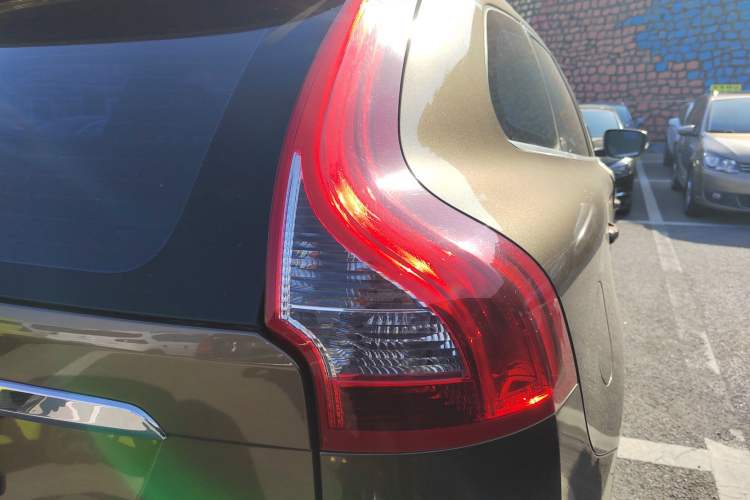 Used Volvo XC60 2016 T5 AWD Zhiyuan Edition Exterior 3