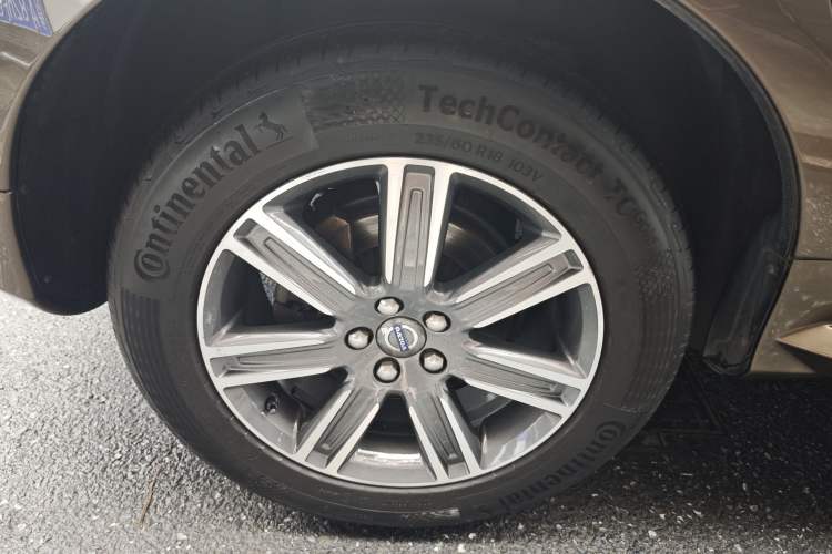 Used Volvo XC60 2016 T5 Smart Version Exterior 4