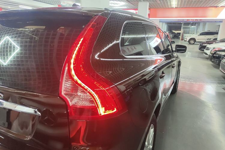 Used Volvo XC60 2016 T5 Smart Upgrade Model Exterior 6