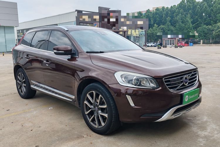 Used Volvo XC60 2016 T5 AWD Smart Drive Edition Front Right 45 Deg
