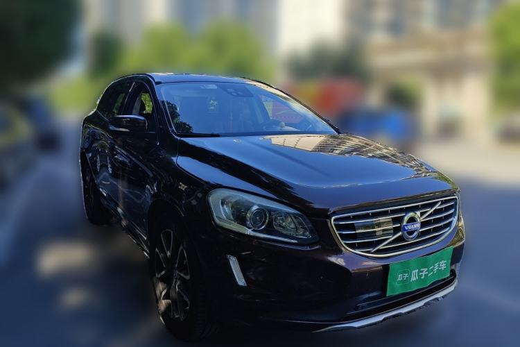 Used Volvo XC60 2016 T5 AWD Smart Drive Edition Front Right 45 Deg