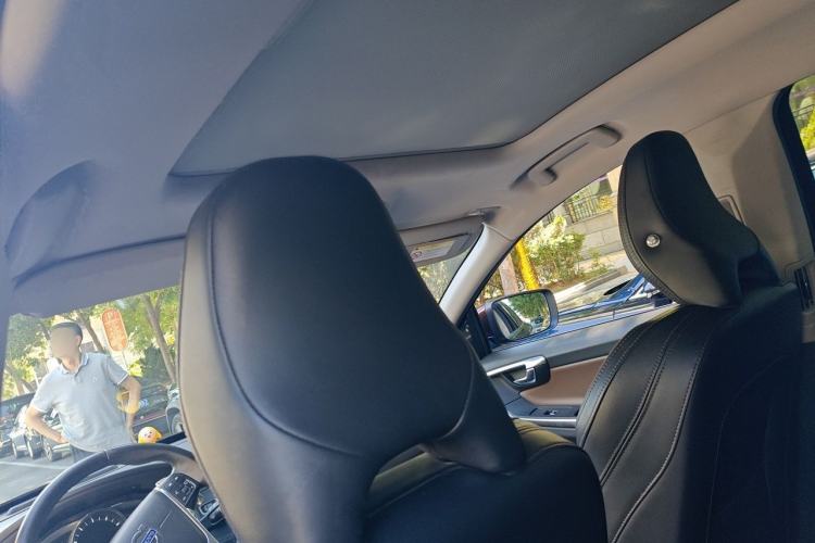 Used Volvo XC60 2016 T5 AWD Smart Drive Edition Headliner