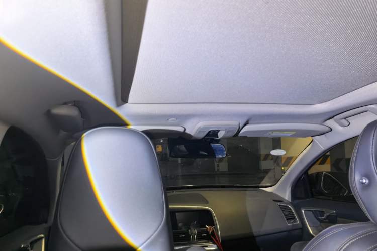 Used Volvo XC60 2016 T5 AWD Zhiyuan Edition Headliner