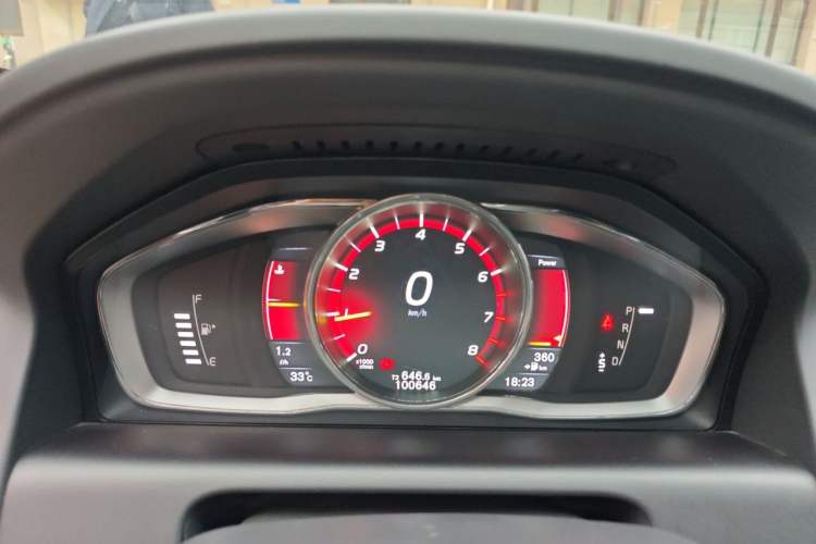 Used Volvo XC60 2016 T5 Smart Version Instrument Cluster
