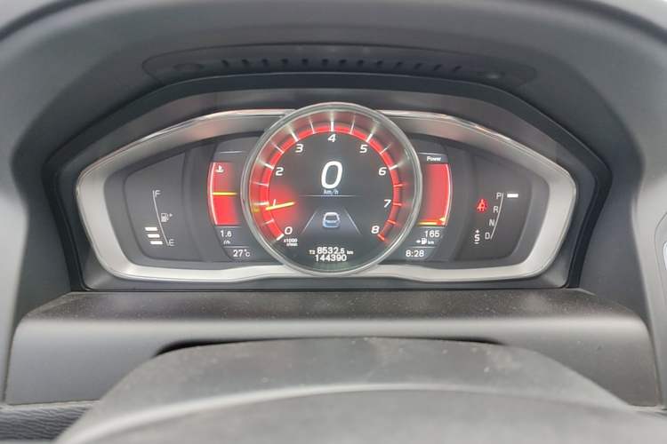 Used Volvo XC60 2016 T5 AWD Smart Drive Edition Instrument Cluster
