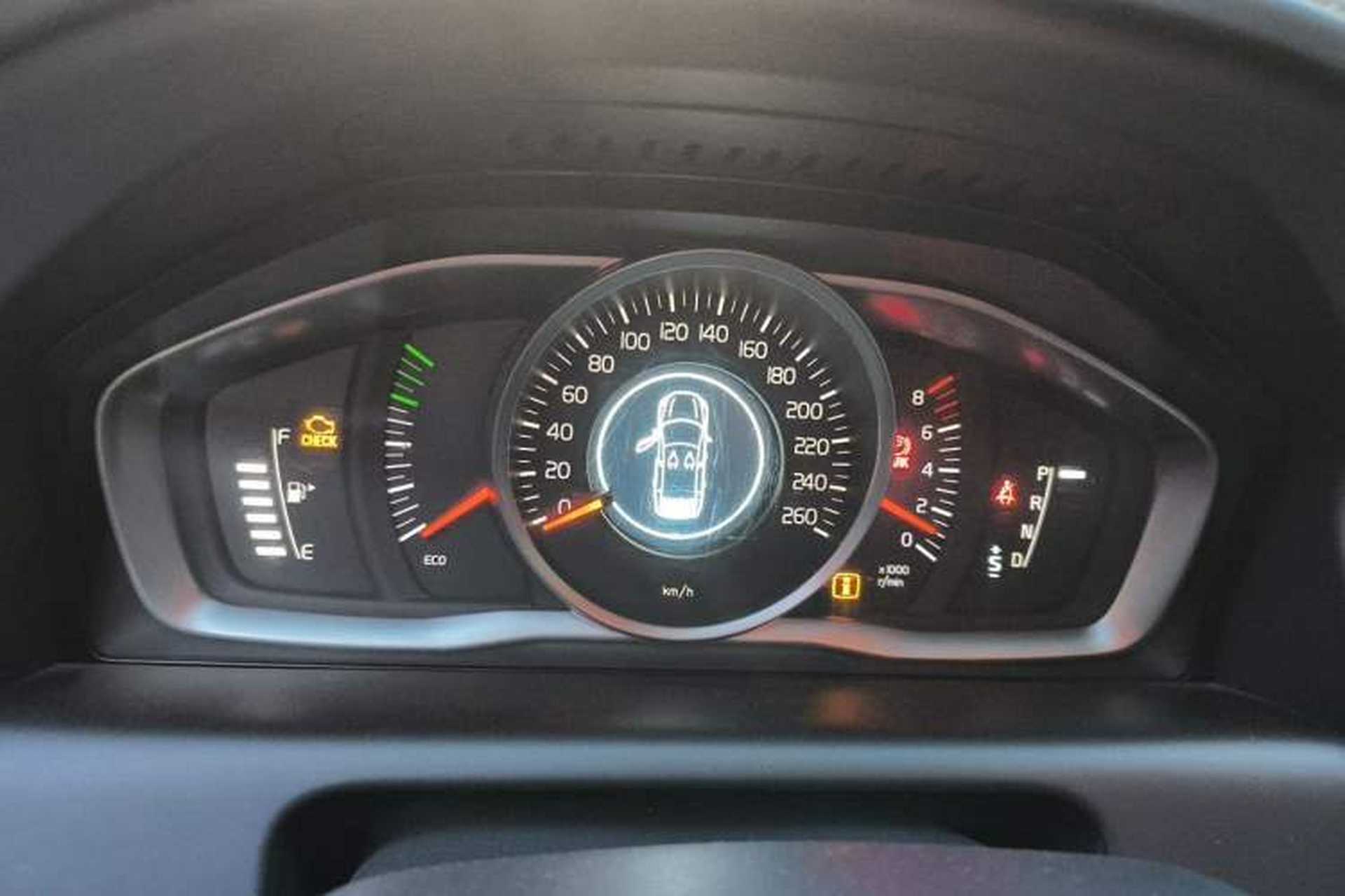 Used Volvo XC60 2016 T5 AWD Zhiyuan Edition Instrument Cluster