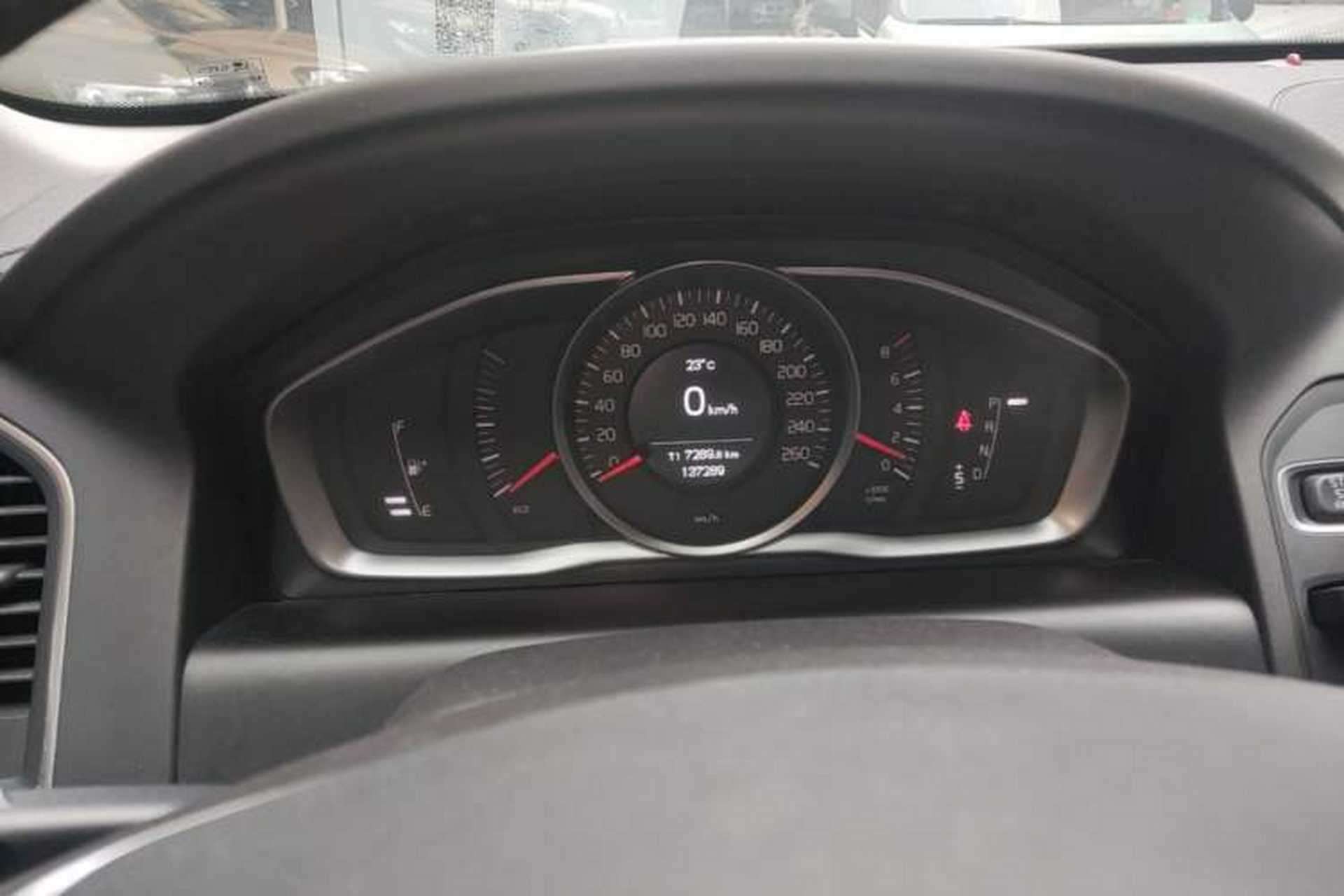 Used Volvo XC60 2016 T5 Smart Upgrade Model Instrument Cluster