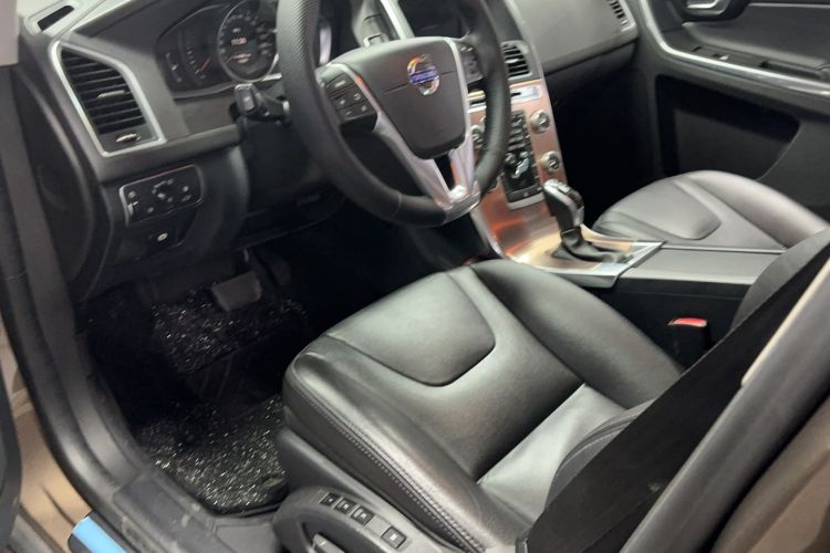 Used Volvo XC60 2016 T5 Smart Upgrade Model Interior 1