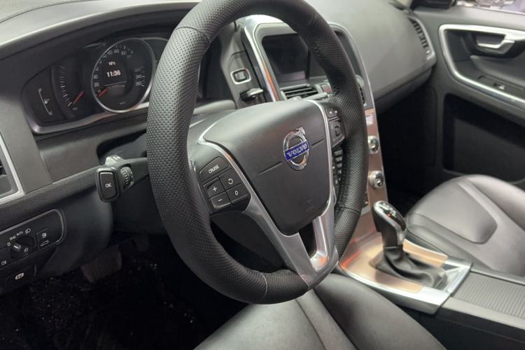 Used Volvo XC60 2016 T5 Smart Upgrade Model Interior 2