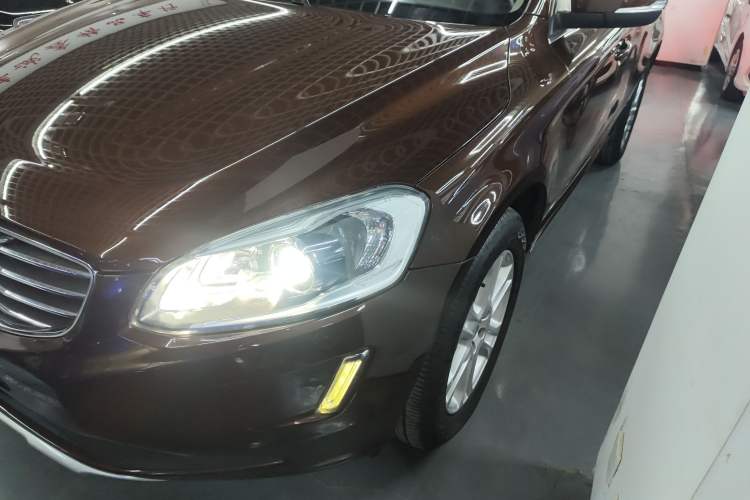 Used Volvo XC60 2016 T5 Smart Upgrade Model Left Front Headlight