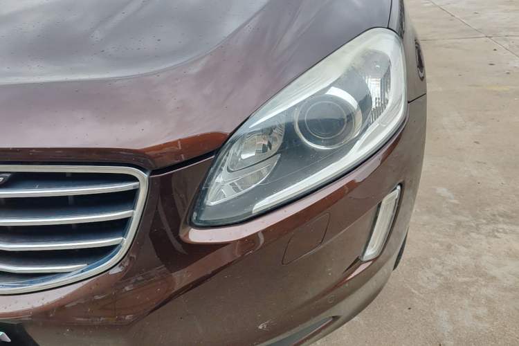 Used Volvo XC60 2016 T5 AWD Smart Drive Edition Left Front Headlight