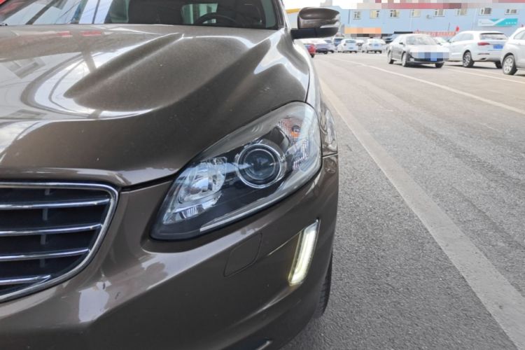 Used Volvo XC60 2016 T5 AWD Zhiyuan Edition Left Front Headlight