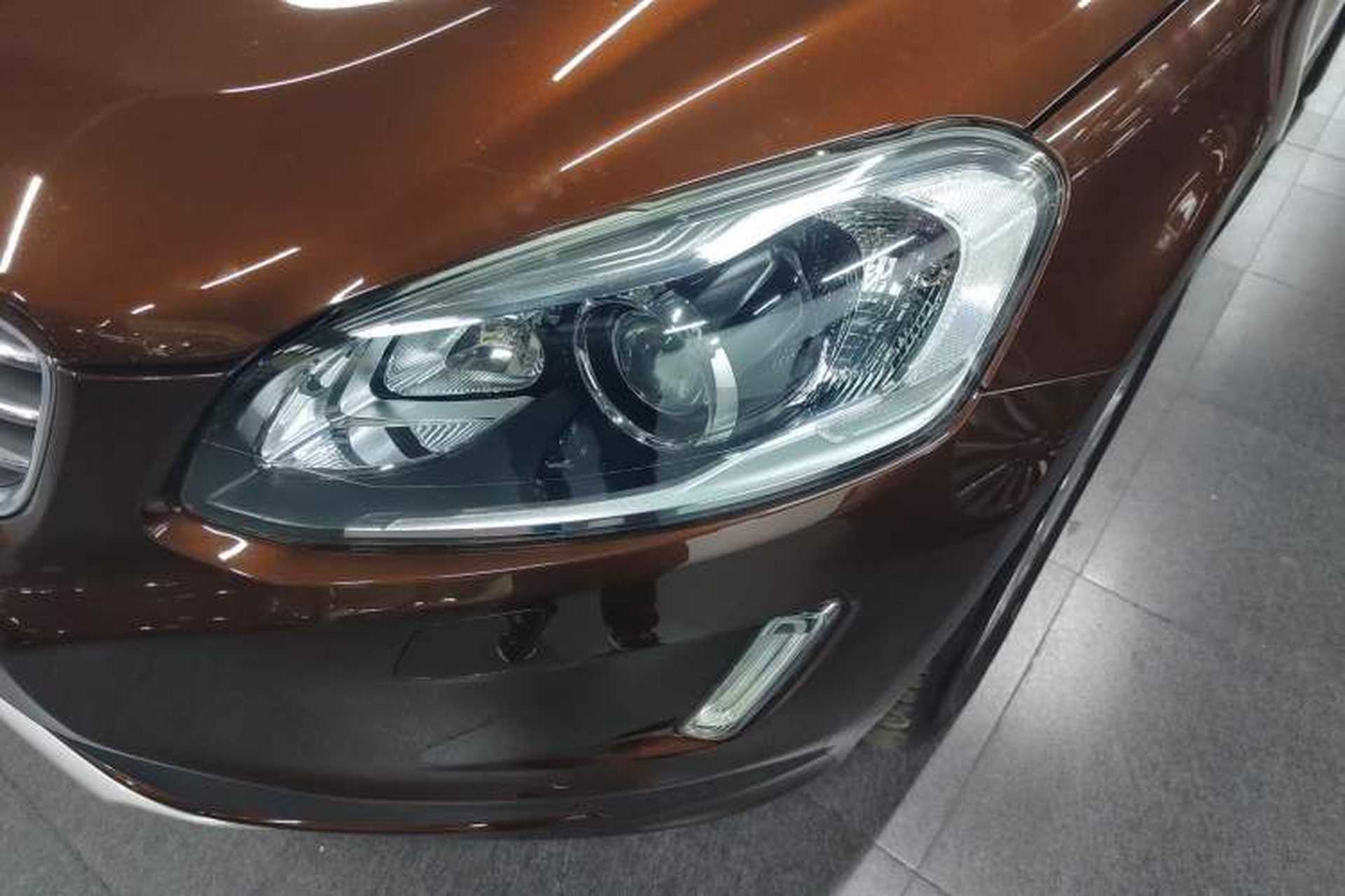 Used Volvo XC60 2016 T5 Smart Upgrade Model Left Front Headlight