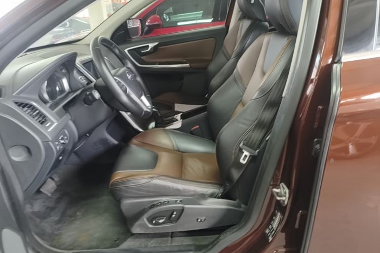 Used Volvo XC60 2016 T5 Smart Version Left Front Seat