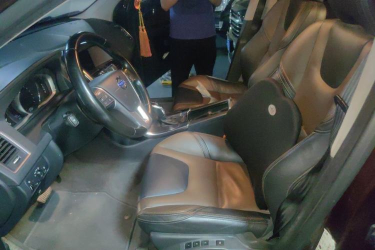 Used Volvo XC60 2016 T5 Smart Version Left Front Seat