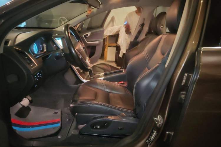 Used Volvo XC60 2016 T5 Smart Version Left Front Seat