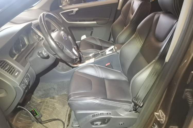 Used Volvo XC60 2016 T5 Smart Version Left Front Seat
