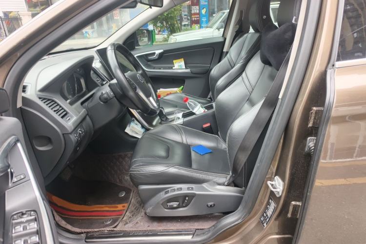 Used Volvo XC60 2016 T5 Smart Version Left Front Seat
