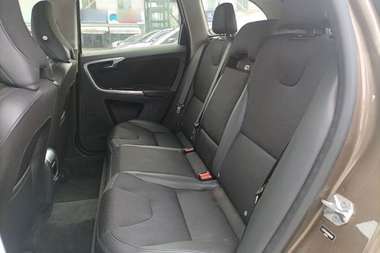 Used Volvo XC60 2016 T5 Smart Drive Edition Left Rear Seat