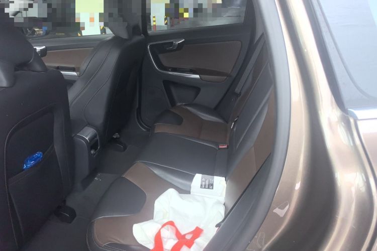 Used Volvo XC60 2016 T5 Smart Version Left Rear Seat