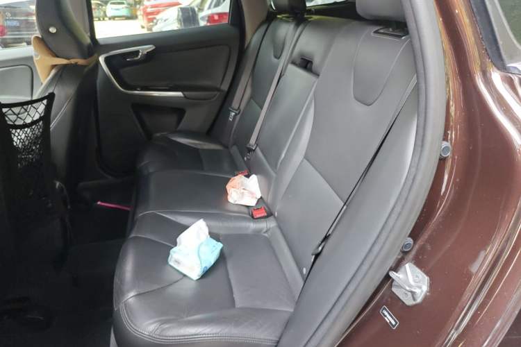 Used Volvo XC60 2016 T5 Smart Version Left Rear Seat