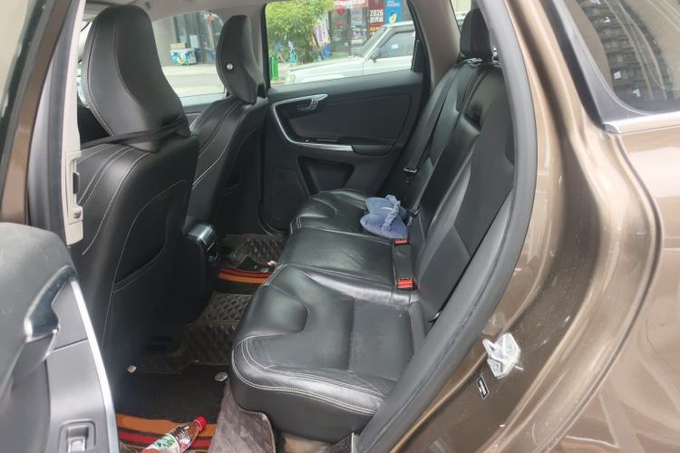 Used Volvo XC60 2016 T5 Smart Version Left Rear Seat