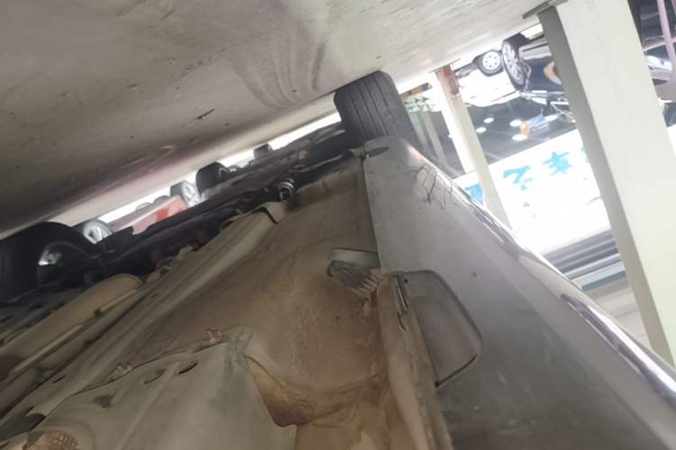 Used Volvo XC60 2016 T5 Smart Version Left Side Sill