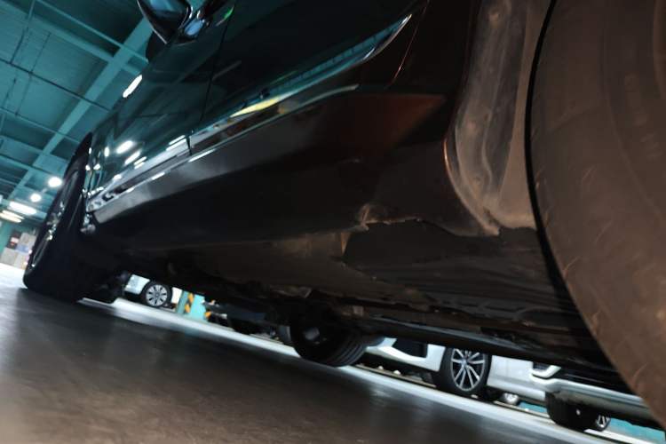 Used Volvo XC60 2016 T5 AWD Zhiyuan Edition Left Side Sill
