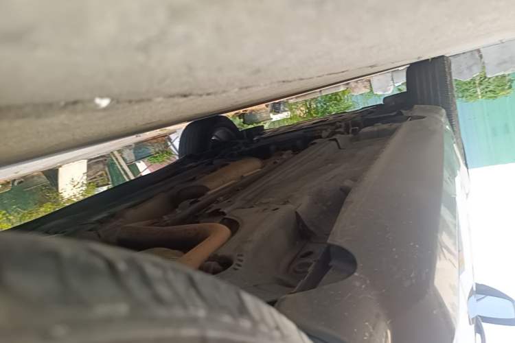 Used Volvo XC60 2016 T5 Smart Upgrade Model Left Side Sill