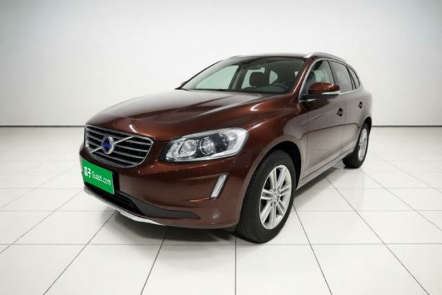 Ojetý Volvo XC60 2016 T5 AWD Zhiyuan Edition