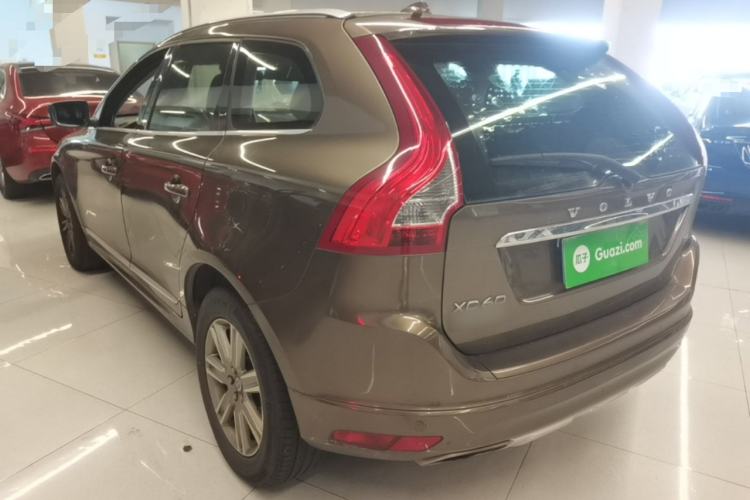 Used Volvo XC60 2016 T5 Smart Version Rear Left 45 Deg