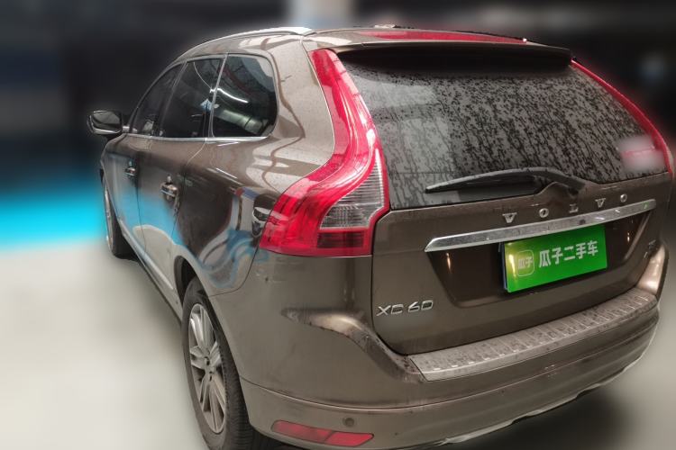Used Volvo XC60 2016 T5 Smart Version Rear Left 45 Deg