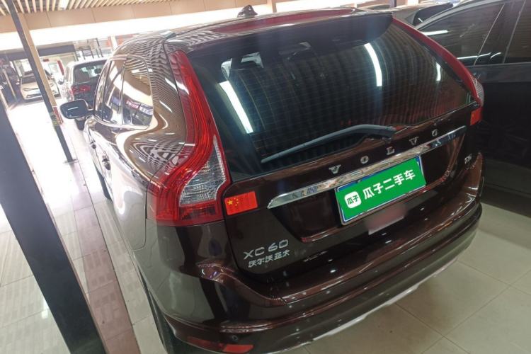 Used Volvo XC60 2016 T5 Smart Version Rear Left 45 Deg