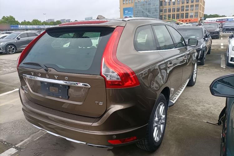 Used Volvo XC60 2016 T5 Smart Drive Edition Rear Right 45 Deg