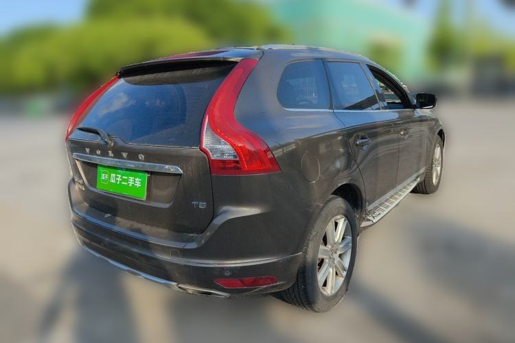 Used Volvo XC60 2016 T5 Smart Version Rear Right 45 Deg