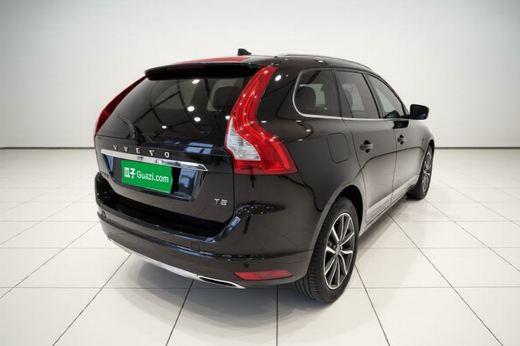 Used Volvo XC60 2016 T5 AWD Smart Drive Edition Rear Right 45 Deg